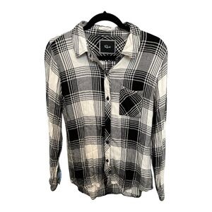RAILS LONG SLEEVE BUTTON UP BLACK AND WHITE PLAID SHIRT SIZE SMALL